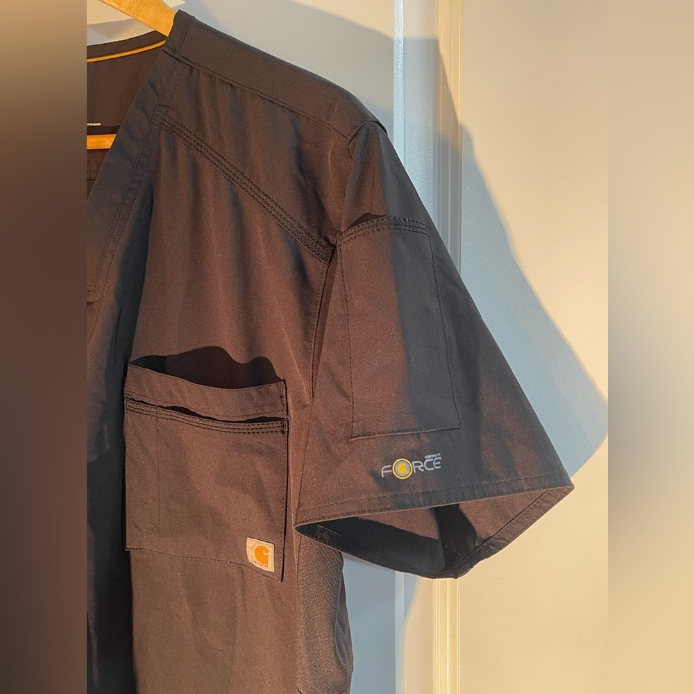 Carhartt Men’s Black Scrub Shirt - Picture 5 of 14